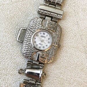 Very Rare Mayfair wrist watch bracelet Quartz Japan Accutime Stainless Steel